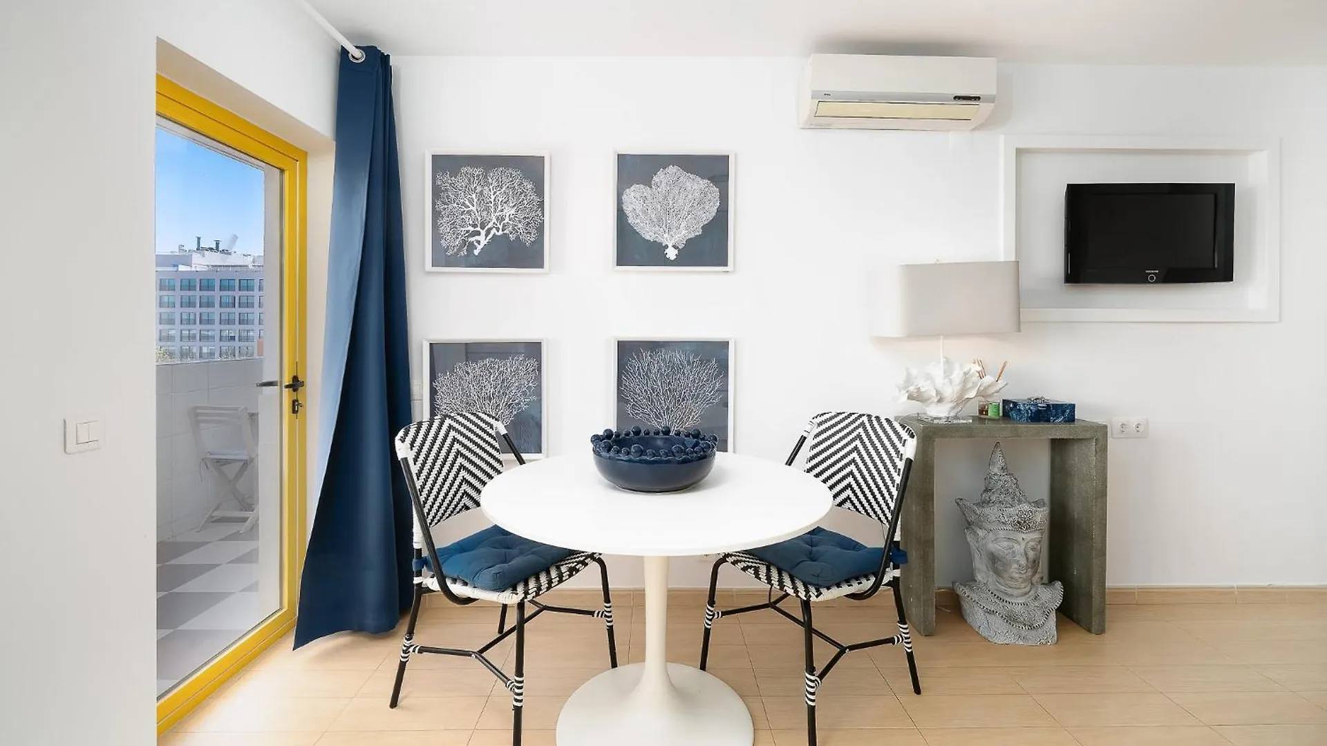 Stylish Apartment With A View And Beach Portimao Portugal