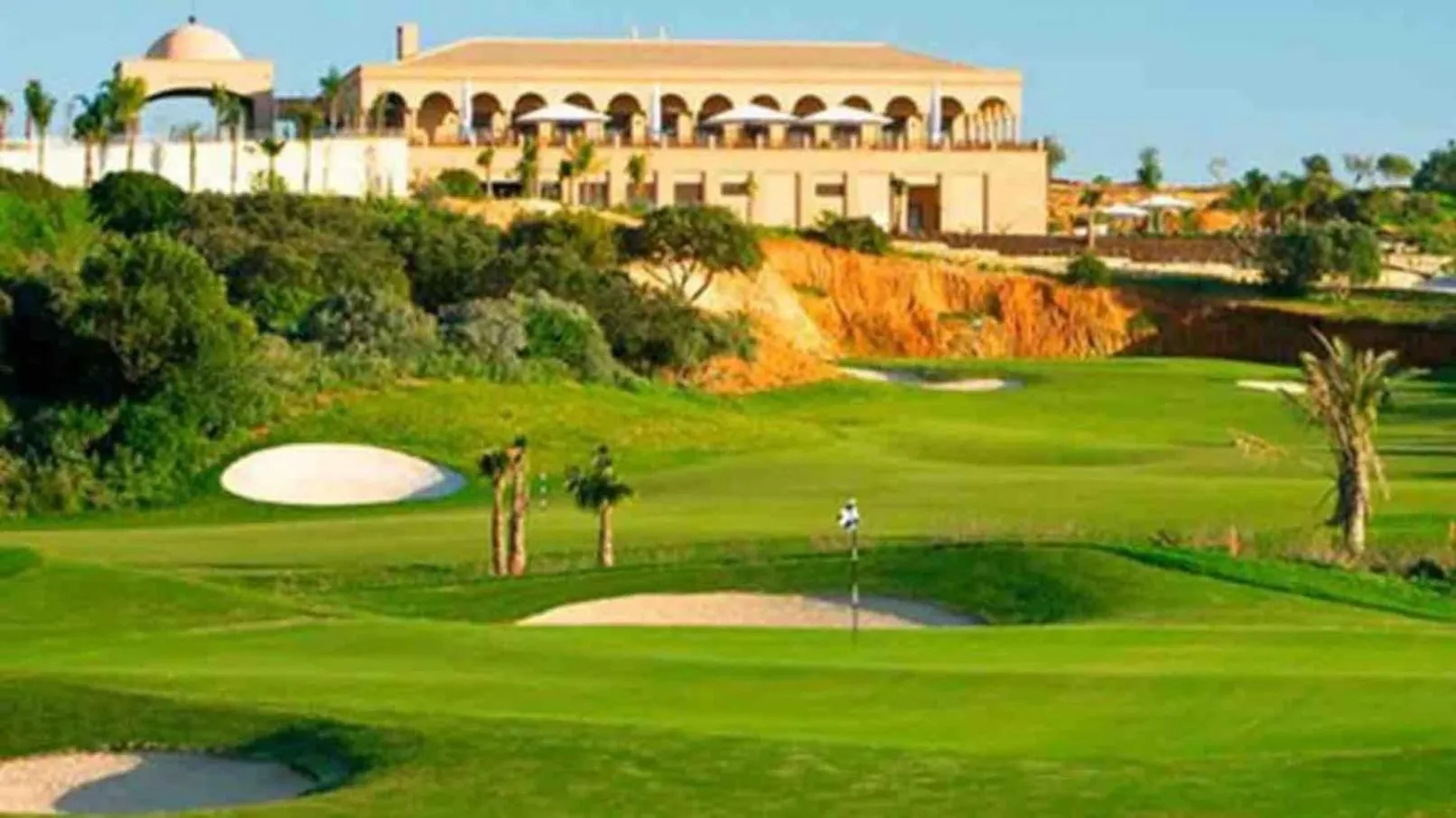 Stylish Apartment With A View And Beach Portimao