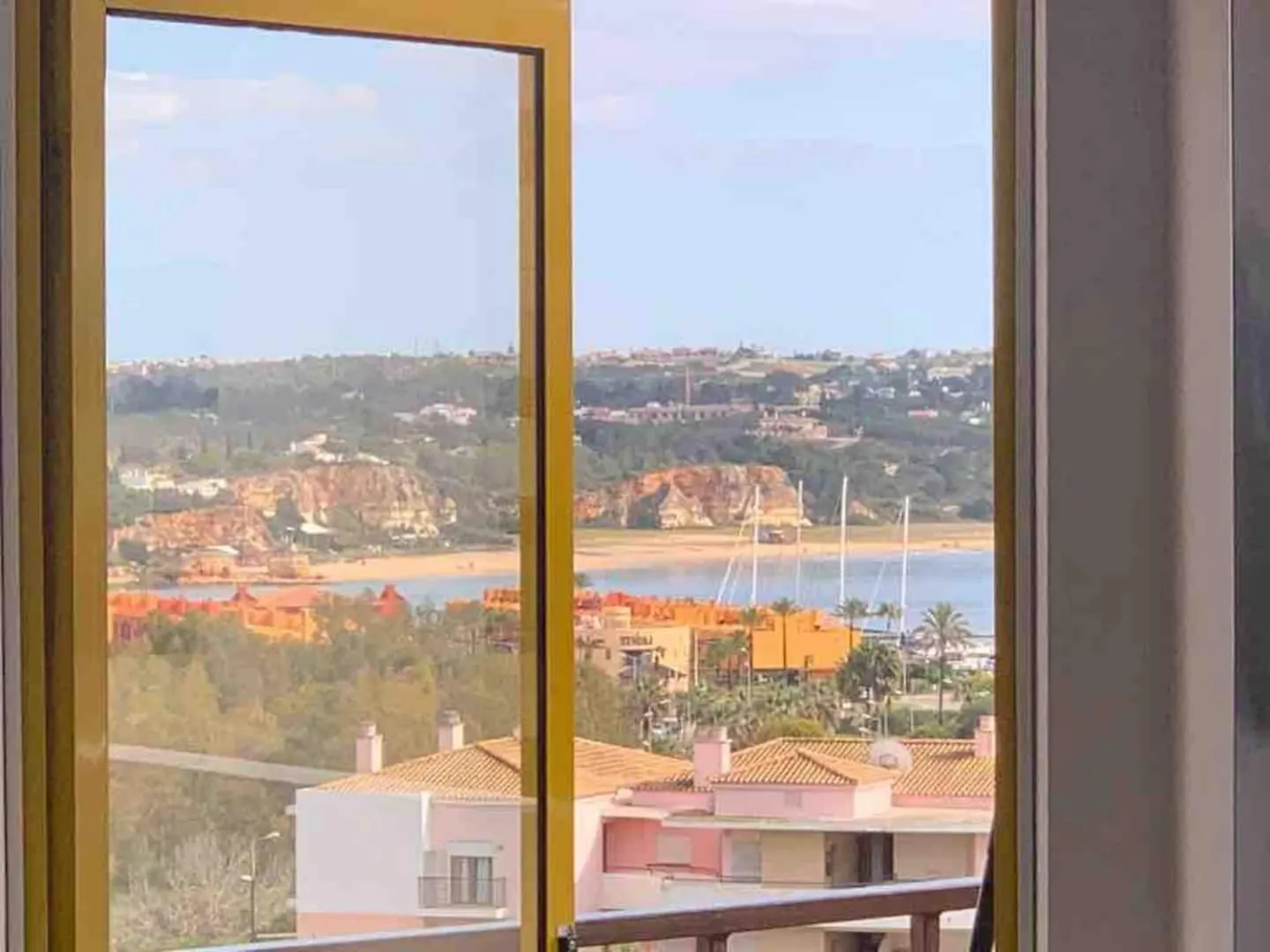 Stylish Apartment With A View And Beach Portimao