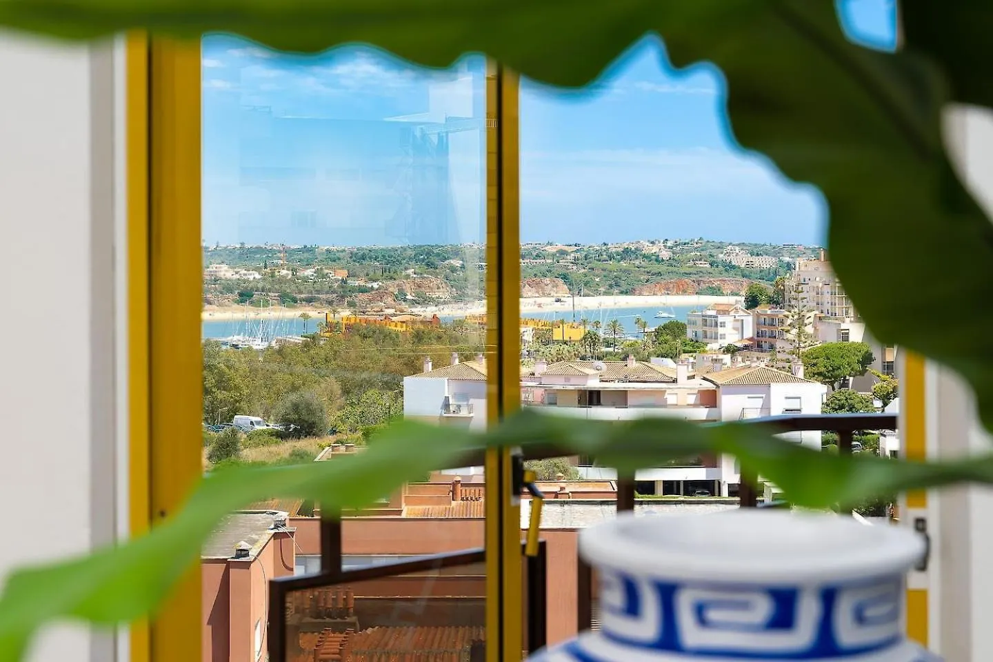 Stylish Apartment With A View And Beach Portimao